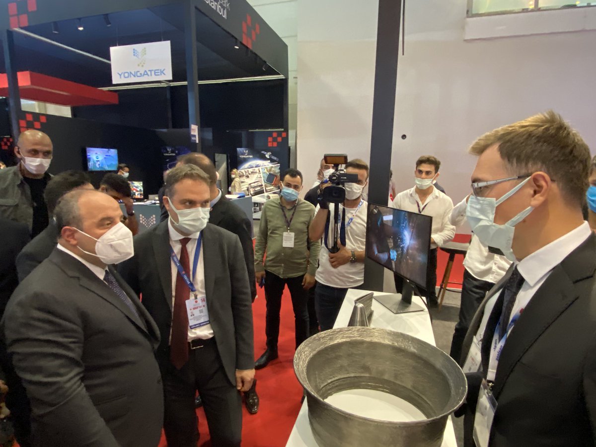 T.C. Sanayi ve Teknoloji Bakanı Mustafa Varank #IDEF2021 son gününde Teknopark İstanbul standımızı ziyaret ederek firmalarımızın ürünleri hakkında bilgi aldı. <a href="/TCSanayi/">Sanayi ve Teknoloji Bakanlığı</a> <a href="/varank/">Mustafa Varank</a> <a href="/YongaTek/">YONGATEK Microelectronics R&D</a> @SEFTShipDesign <a href="/AlloyAdditive/">Alloy Additive</a> <a href="/idealab_tr/">İdeaLab R&D</a>