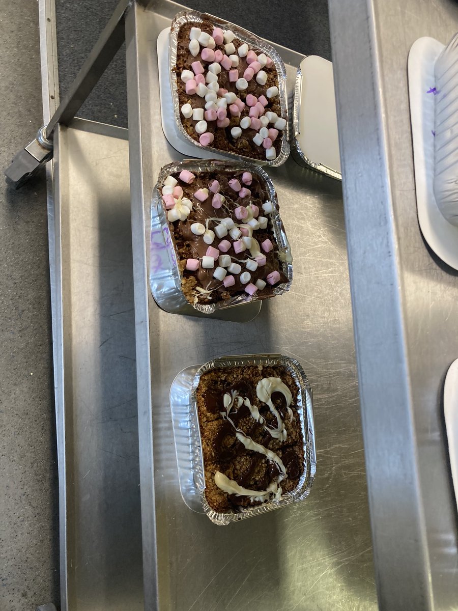 MFLLSCC's tweet photo. Day 5 of Summer School …Drama,
Magic and Flapjacks! @Liskeard_School #summerschool https://t.co/Y93ncbKNxo