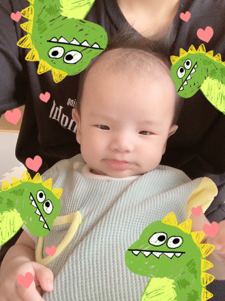 08_NANA_28's tweet photo. 生後71日👶🏻2ヶ月と10日👶🏻可愛いねぇ♥️ https://t.co/jG5qMFM47l