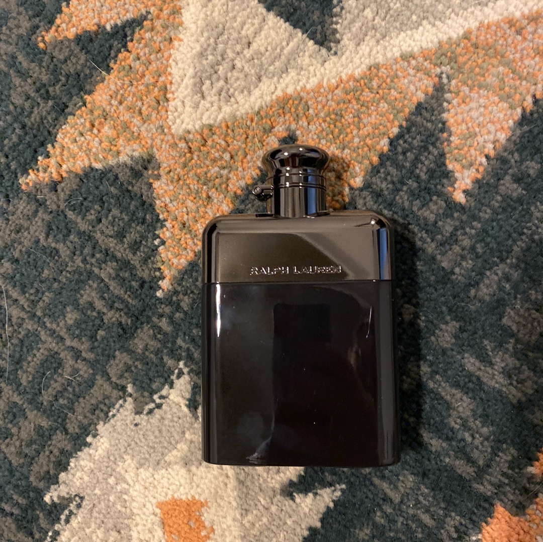elparker's tweet photo. I was gifted this amazing cologne for drewbie. My gosh this smells like fall and man year around. 😍😍😍 looking for a Christmas gift for you mans pick him up this cologne. #RalphsClub #contest #complimentary @RalphLauren @Influenster https://t.co/qf7gI1nD3T