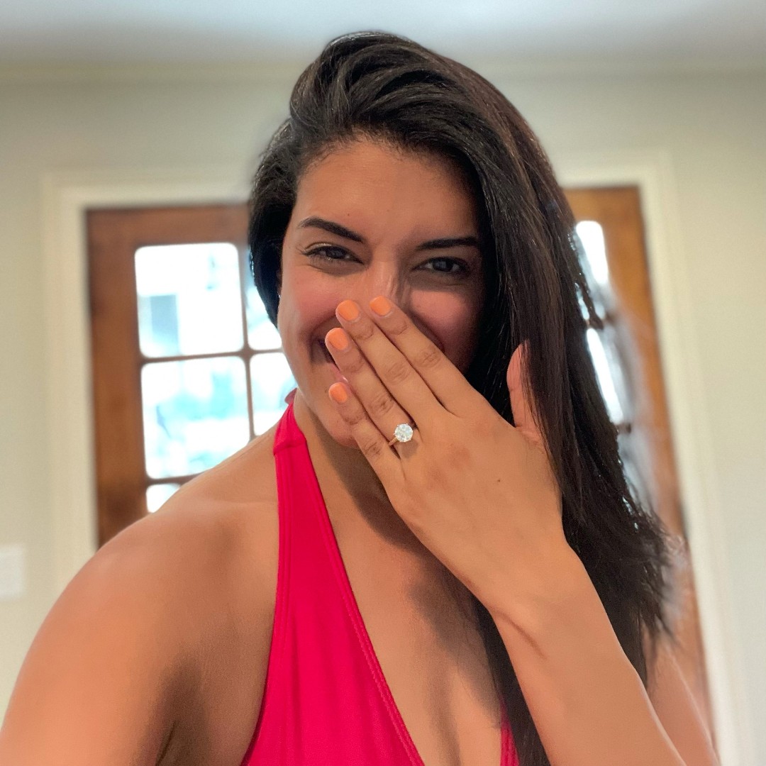 She said YES! 🥂💞🎉

A big  congratulations to Dr. Anisha Noble (Chief Resident Extraordinaire) and Mr. Alex Lee on their engagement!  He popped the question over the weekend while the two were vacationing at St. Simon's Island, GA! We are thrilled for you both!