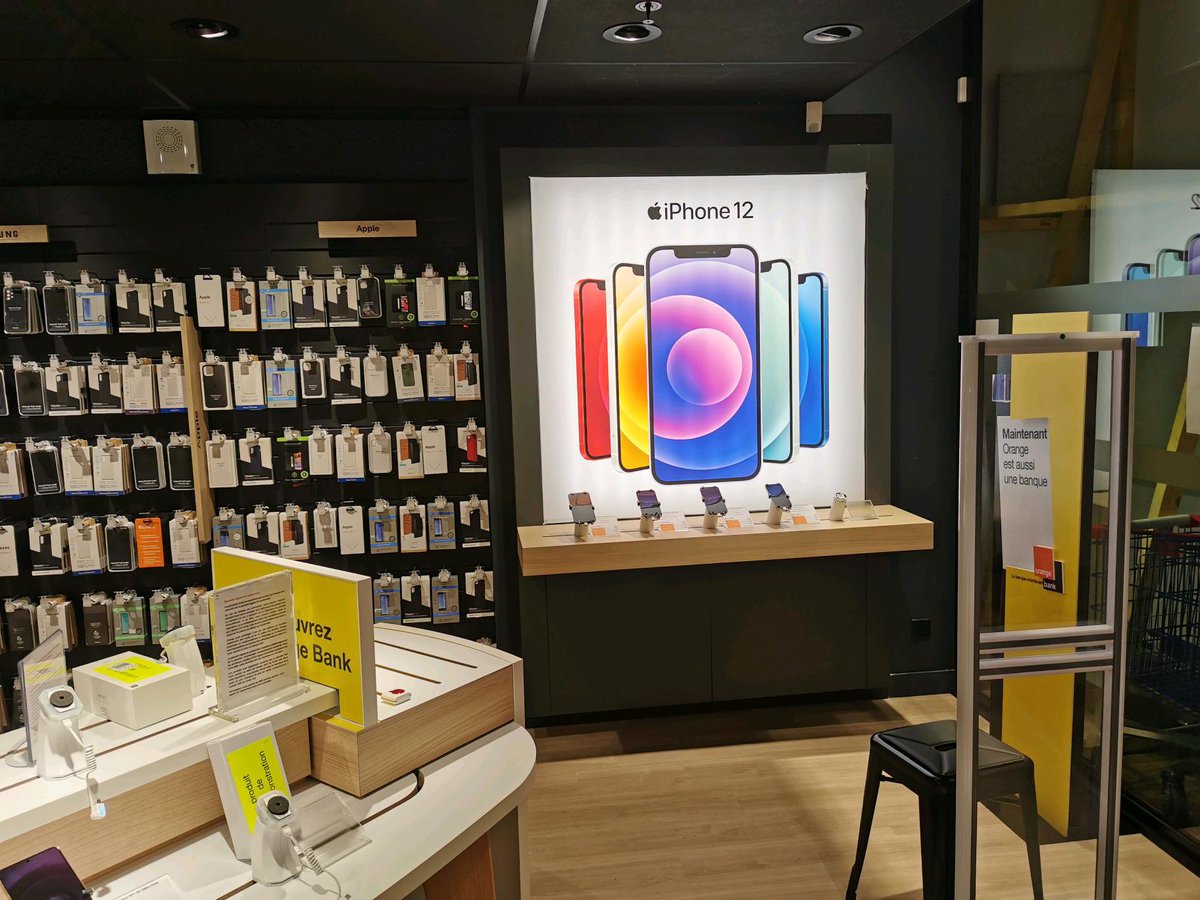 Après quelques jours de fermeture : l’ouverture du nouveau #Smartstore #Orangepaca à #nice Lingostière a charmé les clients et toute l’équipe. nouveau concept merch effet waouh garantie. Merci à toutes les équipes transverses. Une visite s’impose 😜