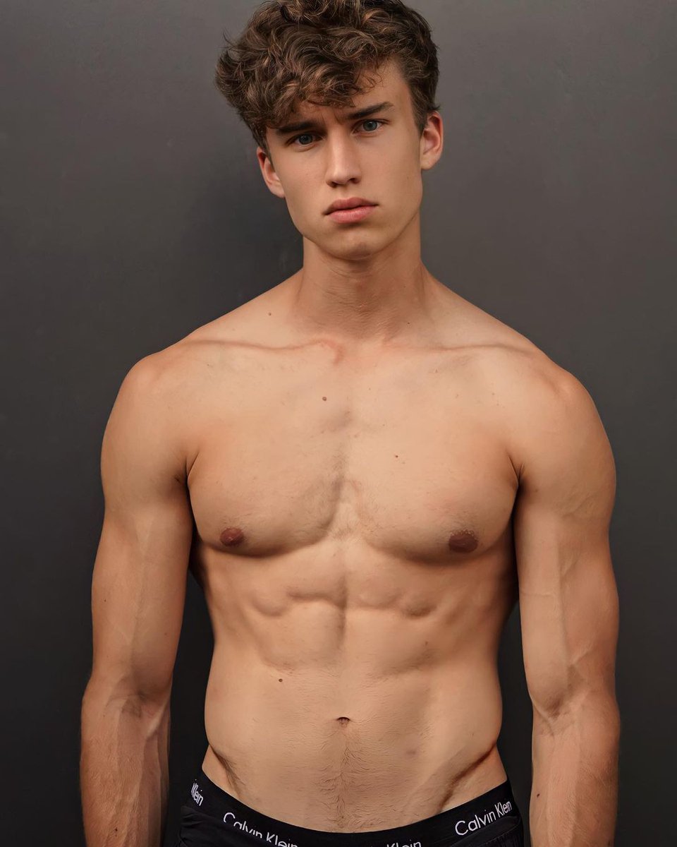 18_fitness_boys tweet picture
