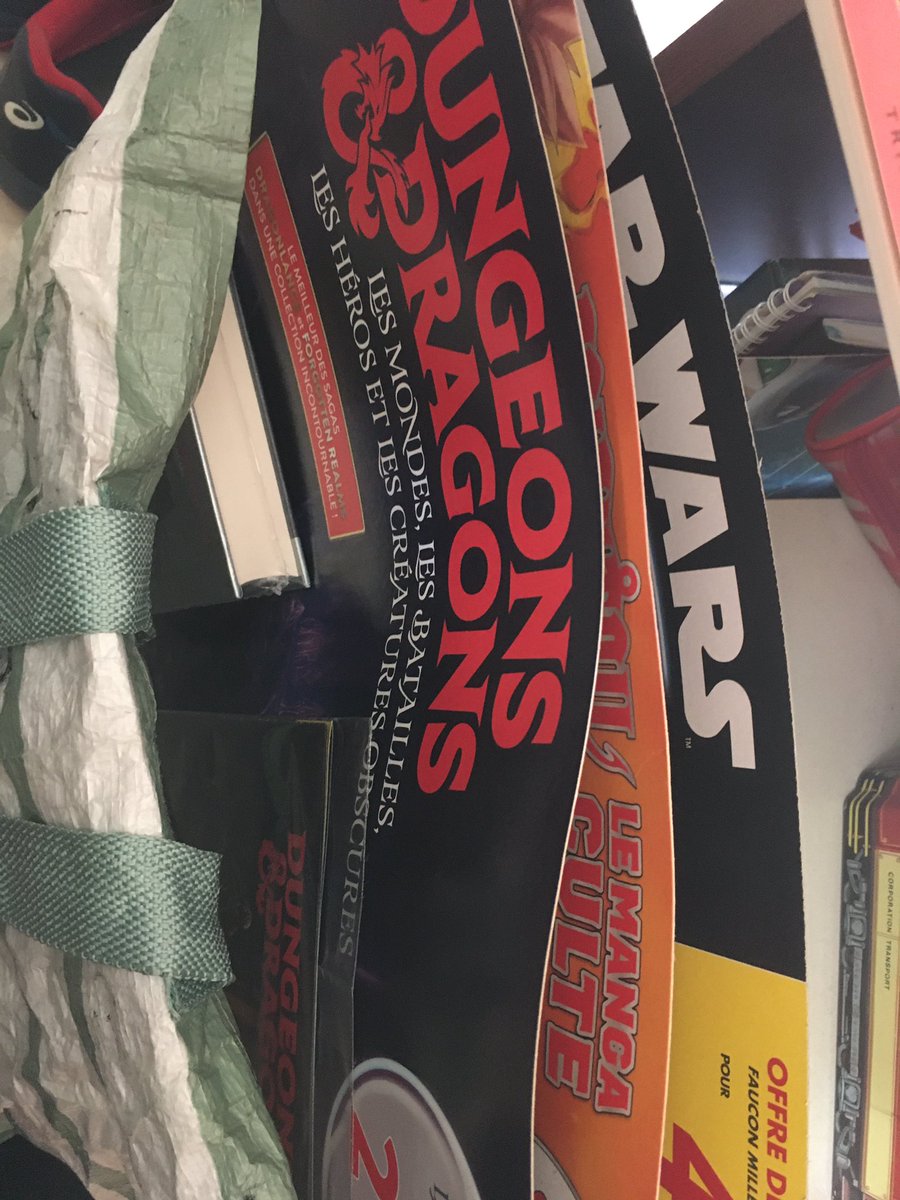 darthfilou's tweet photo. & pour me changer les idées + tard j’ai acheté tous les #numeros1 du kiosque 😅 (presque #Cocoframophile 😇) https://t.co/qfxVYYwZwh