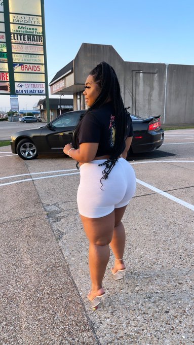 BestRealBooty's tweet image. Proof @calapressure has one of the best booties. #FineWomenFriday