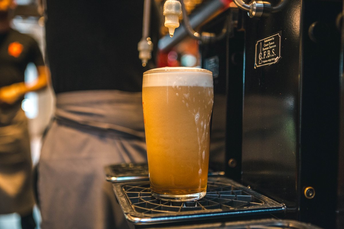 PureCraftBars's tweet photo. FRIDAY IS IN FULL SWING 🍻
#CrackingPint #RealAle #CaskisBack #CraftBeer #PurityAle https://t.co/RG6i7Fx20e