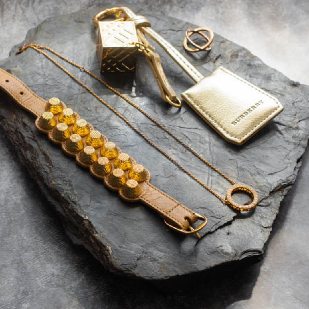 TurnaboutResale's tweet photo. TURNABOUT 🎁 ACCESSORIZES! No outfit is complete without a little extra bling. Summer Sales are ongoing and you can find items up to 70% in stores and online!
⁠https://t.co/DAmsw4PRWf
⁠#myturnabout #luxuryresale #shopbclocal #consignment #savetheplanet #consignmentboutique https://t.co/WqJYcytrKF