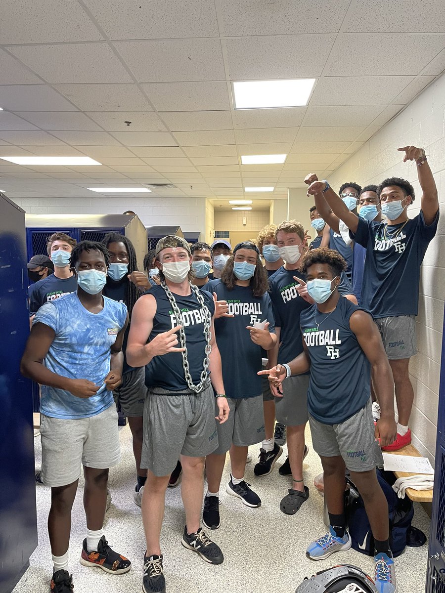 CoachMullins51's tweet photo. Huge S/O to AM practice warrior, @wil_thomas7 dude has been grinding in the weight room, on the field and in the classroom! Mentally and physically tough! 💪🏼 #SparkTheFlint23🔥 #TogetherWeWin #BeUnrivaled https://t.co/TDbKXz7qgk
