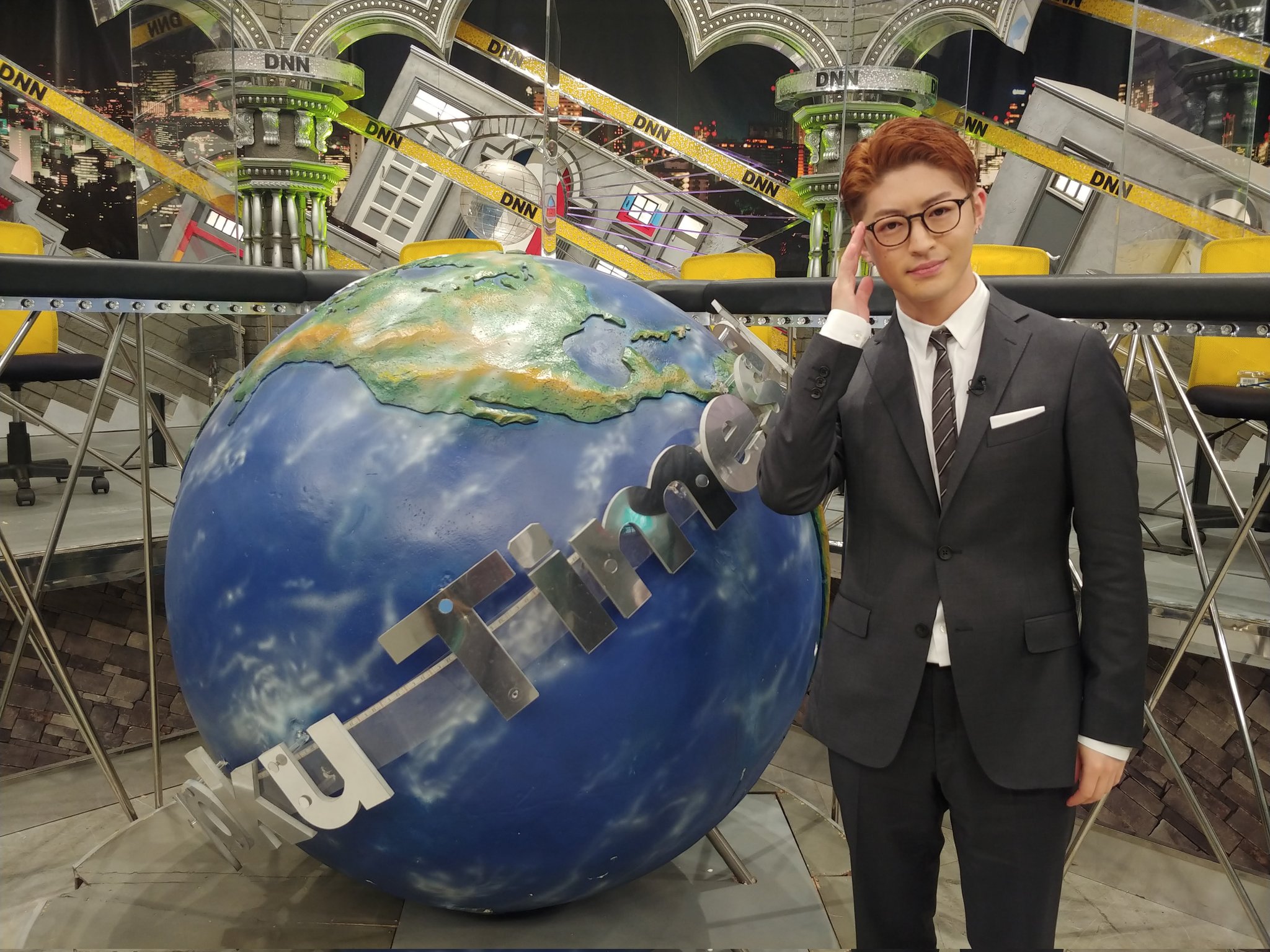 公式 全力 脱力タイムズ 放送中の 脱力タイムズ は 必ずバズる 動画配信の新企画 ゲストコメンテーターの 佐野玲於 さんがあの曲を熱唱 ジャンポケ 斉藤慎二 さんは歌いきれる あの名曲が登場 T Co Jfzl4tlfze Twitter