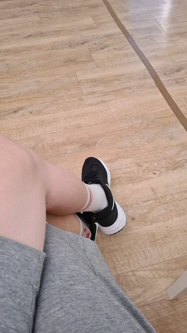 Waiting at the doctor for my gay diagnosis ??? https://t.co/oWdNDheXvD
