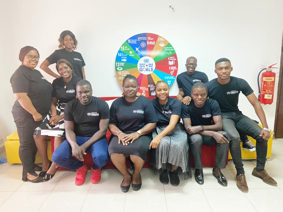 CAMERI_MUN's tweet photo. The team behind the scenes. #modelunitednations  #SDGs #diplomacy @UN_Cameroon @UN @Refugees @RefugeesCmr #Partnership https://t.co/qXgkqPC4gt