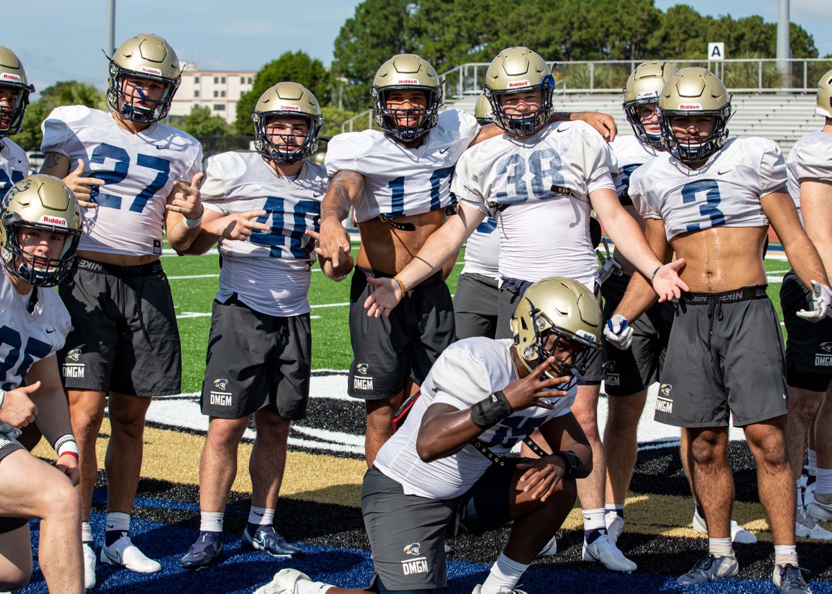 CSU_FB's tweet photo. 📸📸

https://t.co/RLl8ca30d9

#GHEA #CDM #DMGM https://t.co/h532DL83OE
