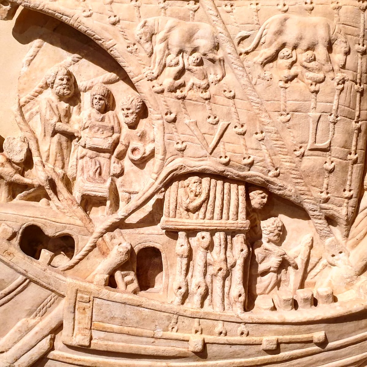 MandaranoN's tweet photo. Dettagli da "I marmi Torlonia. Collezionare capolavori"
#marmitorlonia #museiincomune https://t.co/0pnjVfRpcs