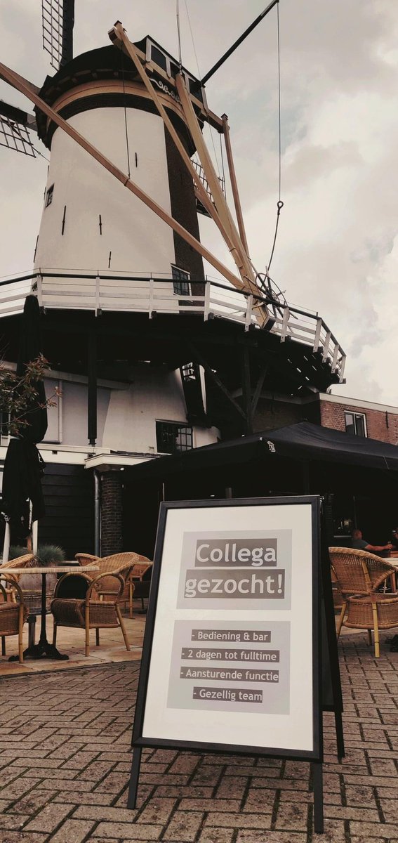 Wij zijn op zoek naar gezellige mensen! :) 

#vacature #lekkerste #sluitdrankjes