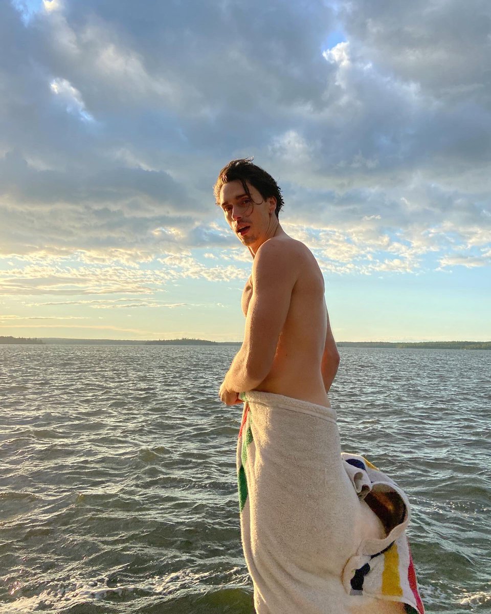 theadamdawda's tweet photo. Island rebirth ✨👶 https://t.co/AfHrnv8fqn
