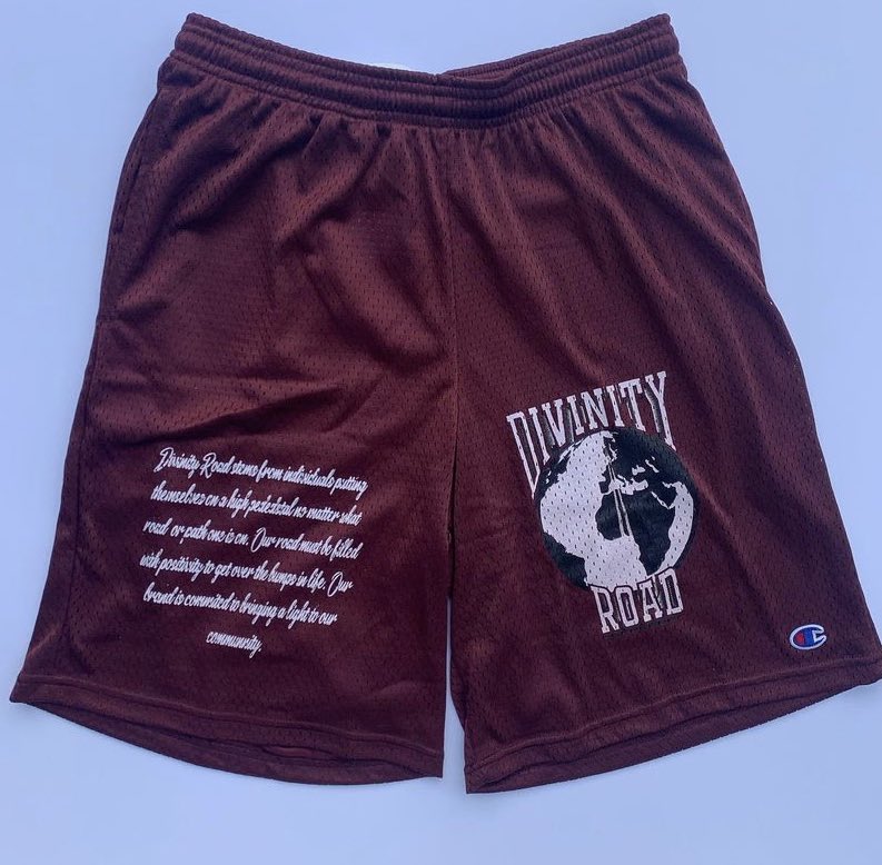 DivinityRoad's tweet photo. DR shorts in Maroon &amp; Silver are now LIVE at https://t.co/kABlveknLS! $38 + Free Shipping. https://t.co/bxzo97P8WB