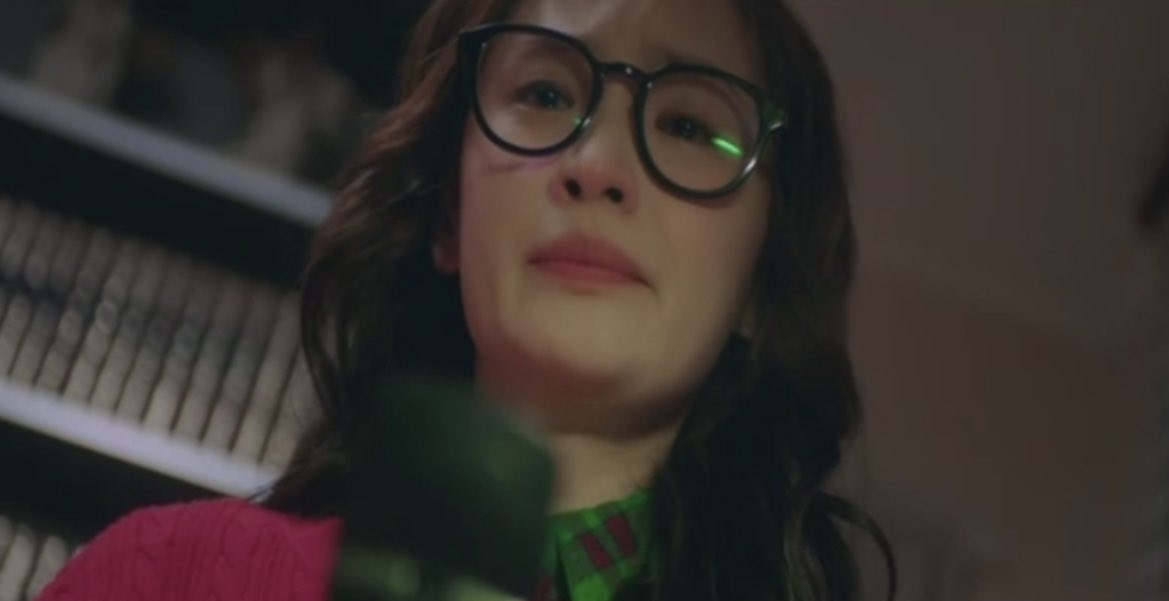 hertwldiary's tweet photo. and i was right... ikjun was her first love and her first heartbreak... :`( 
#HospitalPlaylistS2Ep9 https://t.co/ahppqXwaWr