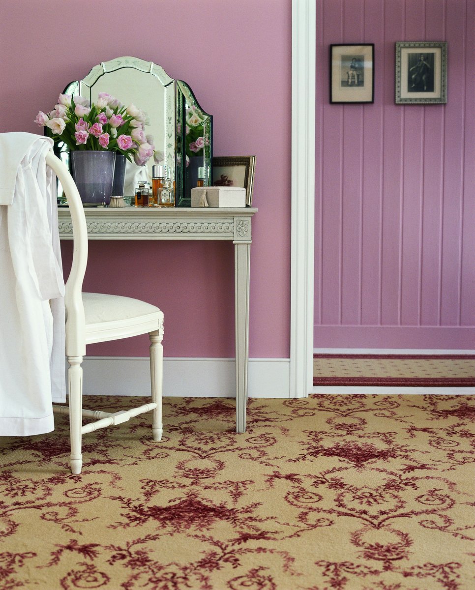 Do you have a penchant for pattern, but don't know where to start? Our top tip is to mix and match patterned carpets and plain carpets in adjacent rooms by sticking to a similar colour palette. 

#carpets #bespokecarpets #interiordesign #interiors #brintonsathome #design