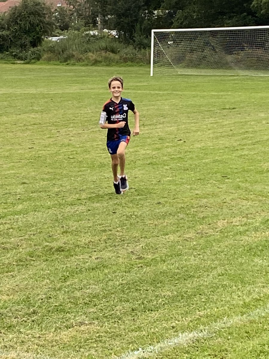 Botley38's tweet photo. Late update - last nights run saw Rory do a 2km whilst his brother played football. Another good effort and he even had a smile on his face.
Drawing nice patterns on Strava also (made him laugh after when he saw it)
#runroryrun
https://t.co/DM4FyimasA https://t.co/xhkU6LJw3W