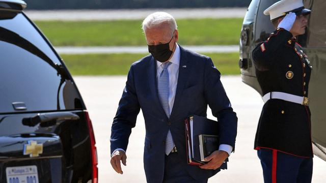 thehill's tweet photo. White House: "Heartbreaking" scenes from Afghanistan "not acceptable" to Biden https://t.co/GAecUPSNmV https://t.co/Fr9f0QYb9Q