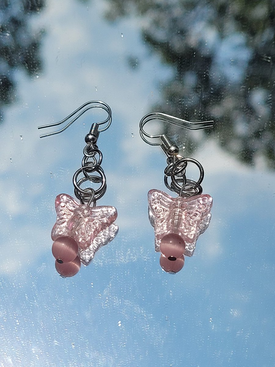 ddckaylee's tweet photo. Happy Friday everyone!

Celebrate the start to the weekend by getting yourself a little treat!

Everything in shop 20% off with free US shipping now thru 8/31!

Only $144 away from my goal to pay off bills!

https://t.co/fAIaUW4Pqu https://t.co/3CwwsAUo70