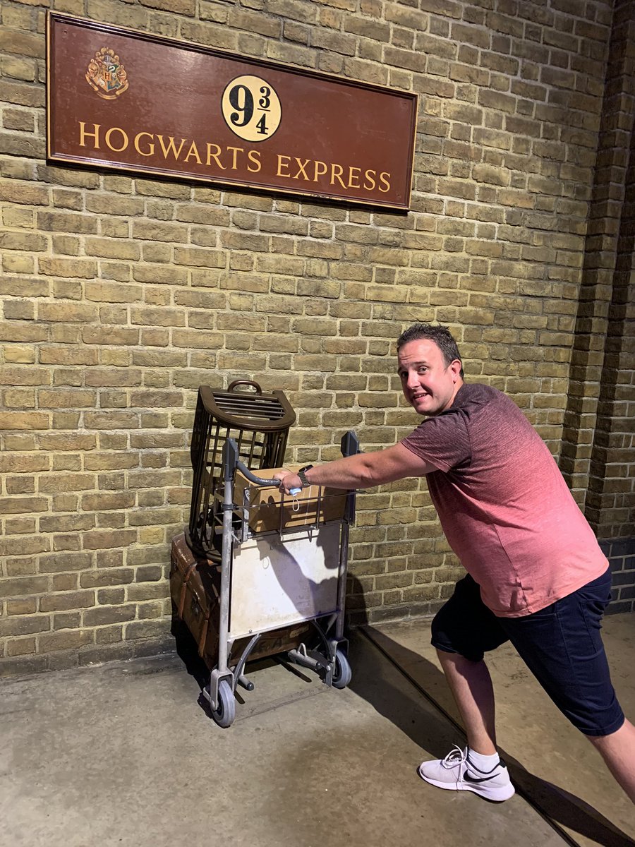 MrFrainICT's tweet photo. Hopefully this will be the year I get my Creative Imedia students to Warner Brothers Studios! 🤞 #imedia #harrypotter #wbstudiolondon https://t.co/u7xIZFwW86