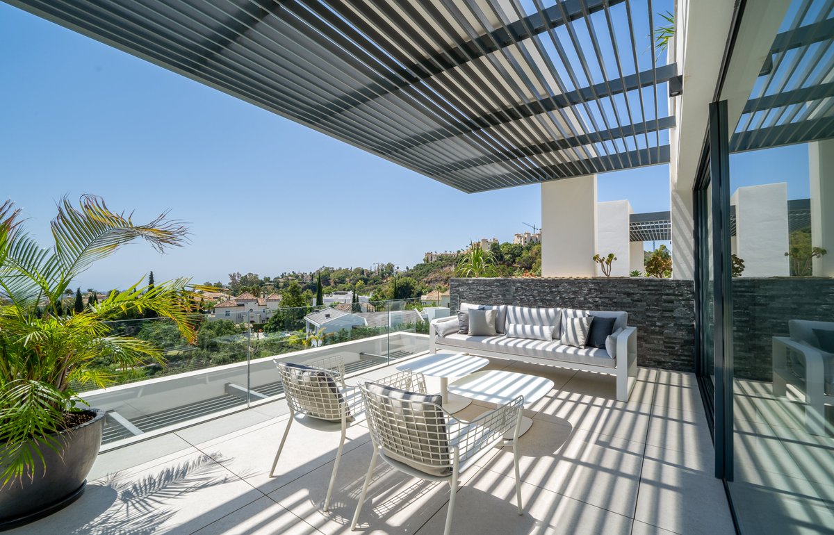 Atrium Capital Partners (@atriumcp) on Twitter photo STUNNING SEA VIEWS APARTMENTS IN BENAHAVIS...
Located in the exclusive area of Benahavis renowned for its Michelin star cuisine & luxurious properties, this elegant residences are perfectly positioned
From 565.000€
For sale with Atrium Capital Partners Marbella
info@atriumcp.es STUNNING SEA VIEWS APARTMENTS IN BENAHAVIS...
Located in the exclusive area of Benahavis renowned for its Michelin star cuisine & luxurious properties, this elegant residences are perfectly positioned
From 565.000€
For sale with Atrium Capital Partners Marbella
info@atriumcp.es