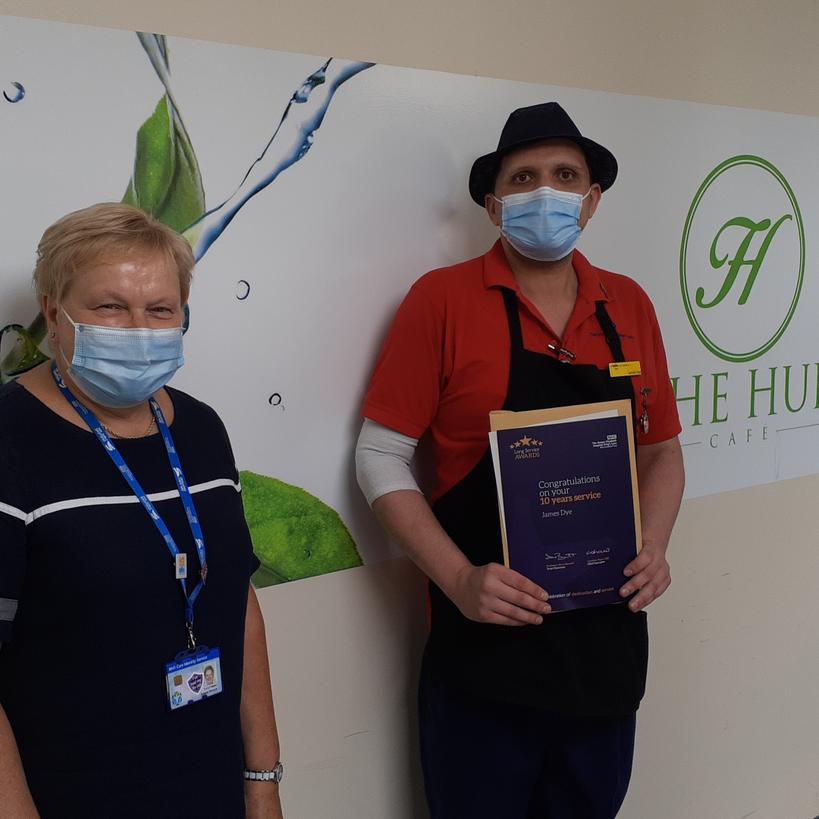 Congratulation to James Dye Catering  Supervisor in receiving his 10 years long service award many thanks for all your hard work over the past 10 years 👍 <a href="/HotelServices6/">Team QEH Hotel Services</a> <a href="/AngelaHircock/">Angela Hircock</a> <a href="/nicholajhunter/">Nichola Hunter 💙</a> @CShawQEH