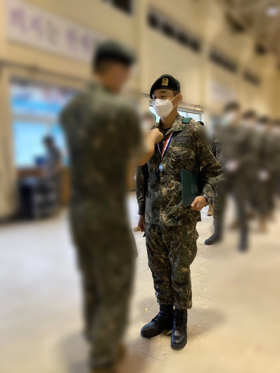 moongsiri_'s tweet photo. 아니 ㅠㅠ 원본이 너무 귀여워가지구 ㅠㅠㅠㅠ 완전 뿌듯얼딩곰돌이ㅠㅜㅜㅠㅠㅜ 사랑해🥺❤️🥺❤️ https://t.co/4kSPhHVokK