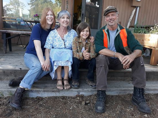 Kick off your Friday right by seeing The Stairs at 9:15am! Get your tickets now!  sched.co/jDyH #PFF21 
<a href="/sched/">Sched</a>