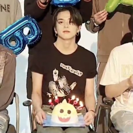 แป๋ง (@litcoasahix) on Twitter photo 