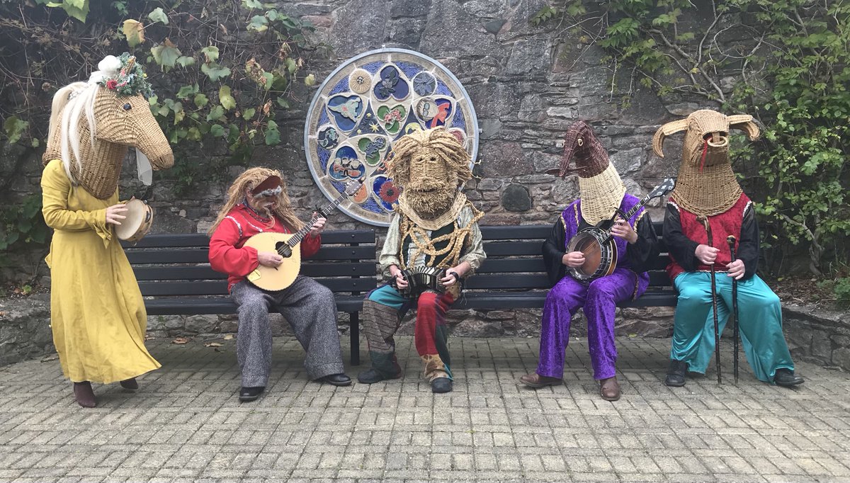 abcb_council's tweet photo. A massive thank you to the Armagh Rhymers who will be showcasing their traditional music on #utvlive this evening to support our borough’s bid for #UKCityofCulture2025.
#celebratingculture #Armagh2025
To find out more about the group click: https://t.co/yVhzZ6ZSeO https://t.co/kU0BnfwE7s