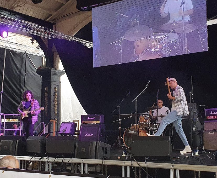 Playing @FC2_Warrington tonight, there’s limited tickets on the door!
Unfortunately Brad has tested positive for covid so won’t be able to play, however... we are still going ahead with the gig it’ll just be a little bit different x