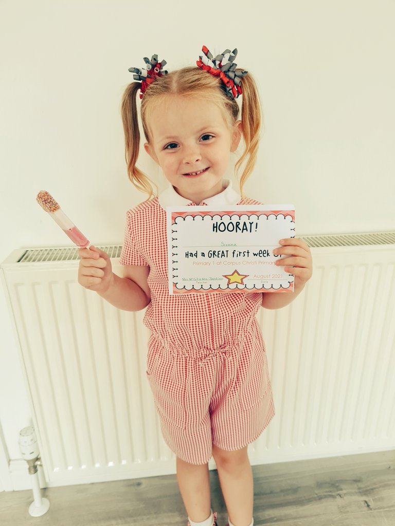 lohagan87's tweet photo. @CorpusChristi_K Week 1 complete π Sienna seems to have had a great 1st week. Loved her wee certificate and instagram photo πΈ @MrsMcGMrsJ_CCPS π π @Stevie_Bhoy1967 #primary1a #1stweekcomplete #wetryourbesttobethebest https://t.co/Nr0KIycWH3
