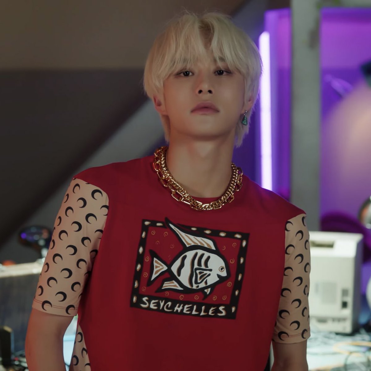 กราบพี่จองอู ทรงพระแฮนซั่ม