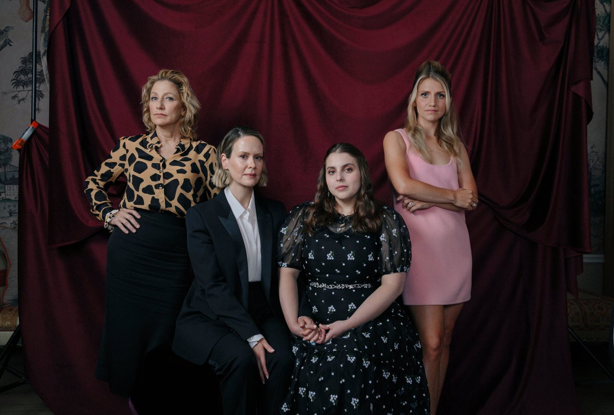 sarahpaulsbean's tweet photo. THE WOMEN OF IMPEACHMENT: AMERICAN CRIME STORY EVERYONE https://t.co/PfQ8KKjkyT