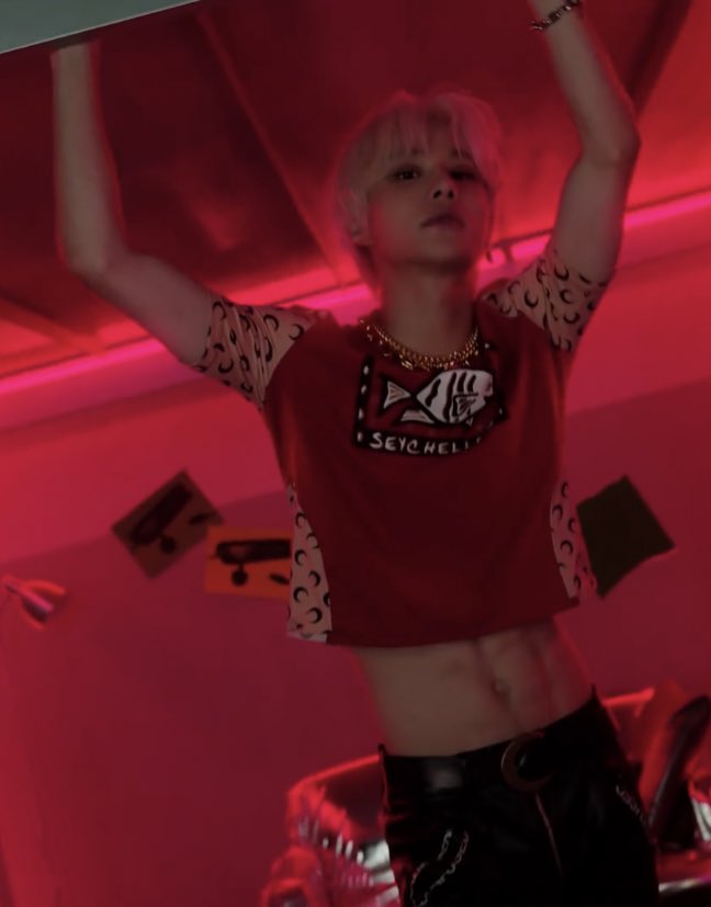 เอ้ดเอ็มทีหลังมึงแปะคำเตือนหน่อยก็ดีนะ ซีนนี้หัวใจกุเกือบวาย (;´༎ຶД༎ຶ`)