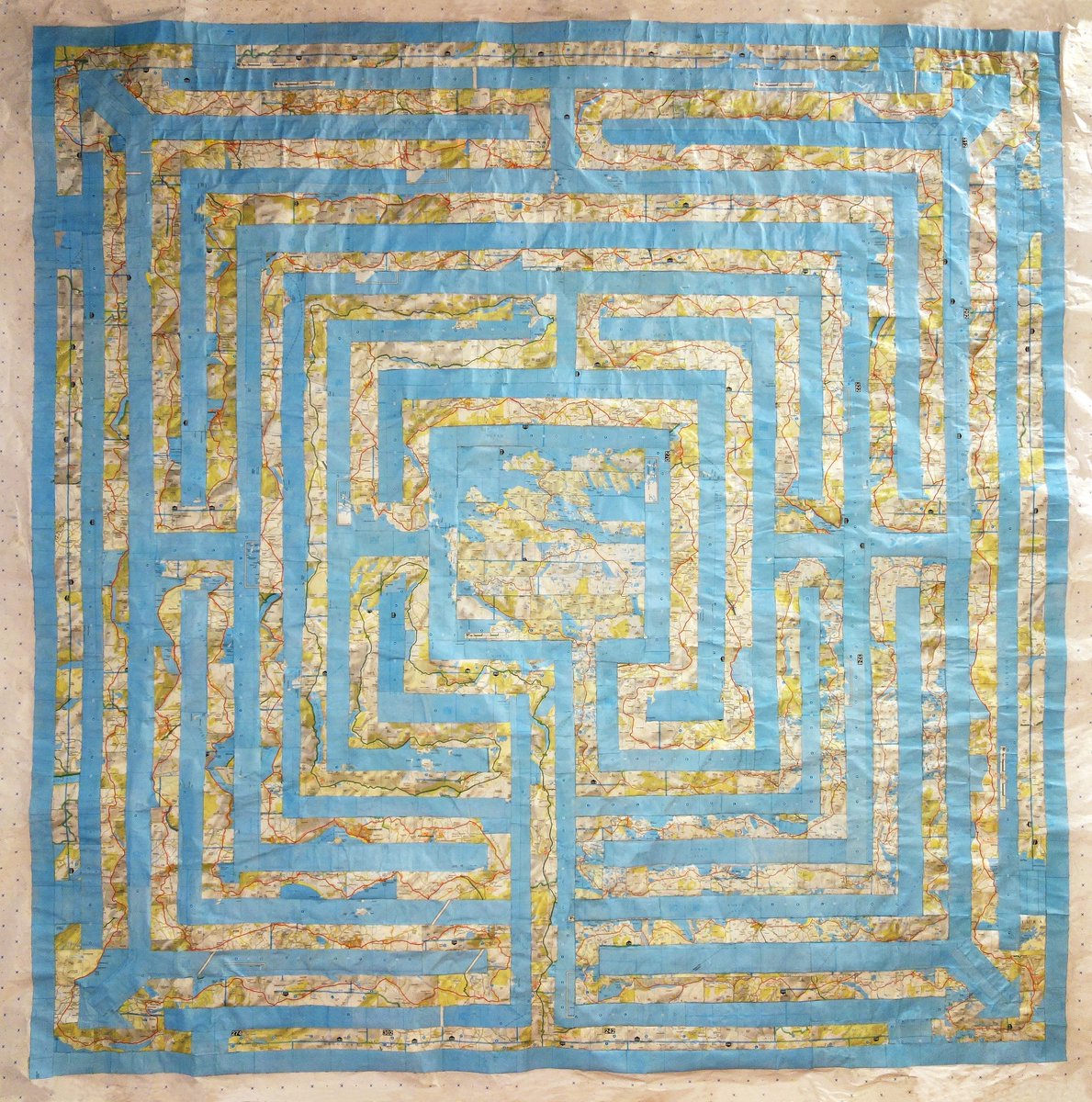 CathAMClarke's tweet image. Today I've been planning our workshop for the brilliant Creative Kids UK, a charity using arts for social change in #Boscombe. We'll be off on a local expedition, then creating #FutureMaps of Boscombe 2050 with artist @mixxpix. What kind of future place do these kids hope to see?