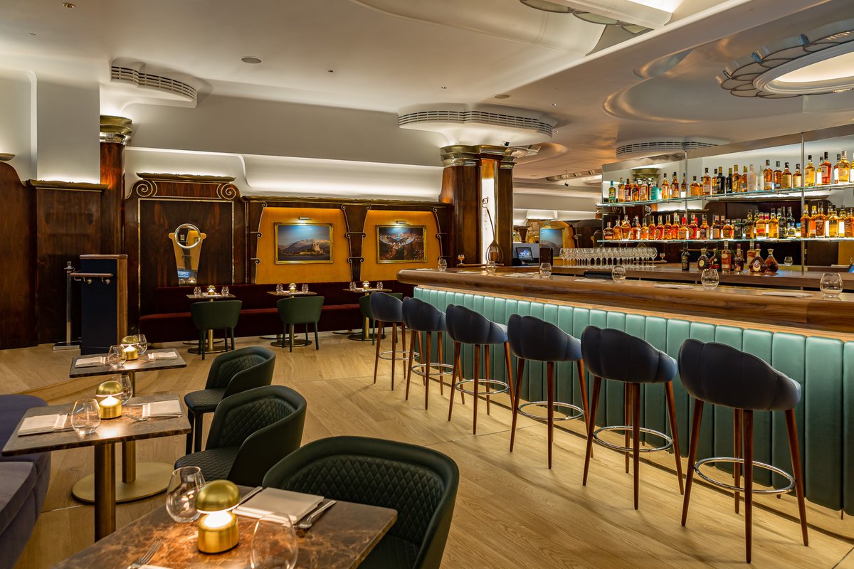 HeydonCarr's tweet photo. We are proud to have worked with @parkrow @Wldathome on the design and construction of these stunning bars. 

Heydon &amp; Carr: The Main Contractor with a flair for innovation.

#parkrow #wonderland #monarchtheatre #dccomics #warnerbros #immersive #dining #experience https://t.co/747b1HCbOf