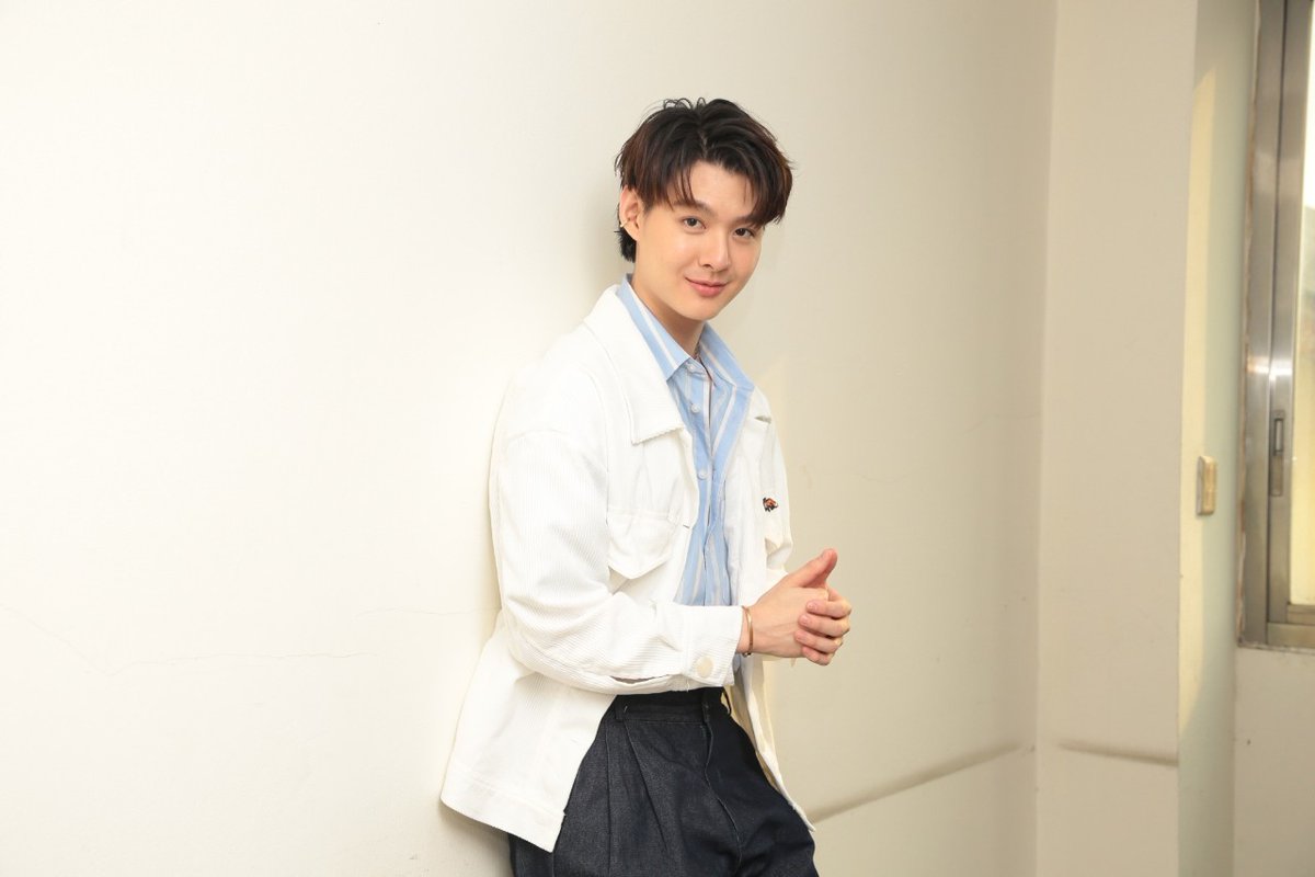 EVENT961's tweet photo. “เซ้นต์ – ศุภพงษ์” สุดปลื้ม!!! ร่วมแชร์ประส��การณ์ทำงานเบื้องหลัง ต่อยอดความฝันคนรุ่นใหม่...ชวนส่งผลงานประกวดสตอรี่บอร์ด
https://t.co/HX6GldGsNv
#เซ้นต์ศุภพงษ์  #EVENT96 https://t.co/4AGuSseMjF