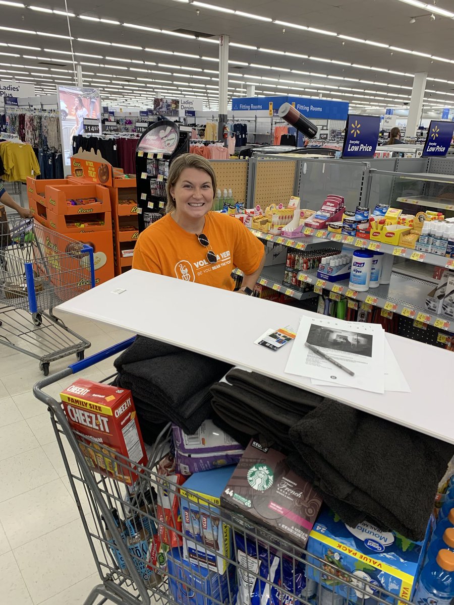 Lindsay Jones Hansen tweet media