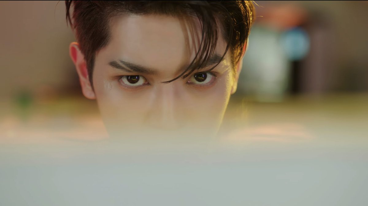 eh_TY_track's tweet photo. The face that was perfectly sculpted by the gods. Oh Taeyong, you never failed to amaze me with your beauty. 🥺💚 

NCT 127 : Who is STICKER

#NCT127 #NCT
#Who_is_STICKER  @NCTsmtown_127 https://t.co/zuvGkHIpYq