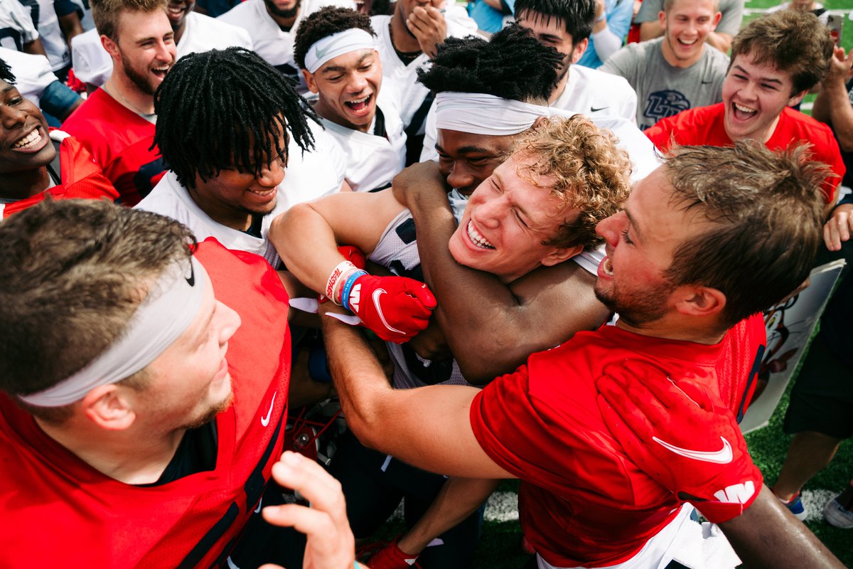 LibertyFootball's tweet photo. ✅ Scholarship ✅ Scholarship ✅ Scholarship

Daniel Darko, Cade Robinson, Chance Smith 🔥 https://t.co/4FoAWiSSia