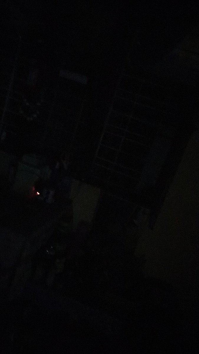 KhonnChi's tweet photo. #TurnOffLight protest in #SouthDagon in the night of Aug 20.

#WhatsHappeningInMyanmar
#Aug20Coup
#HelpMyanmar_RecognizeNUG https://t.co/32w3GldGso