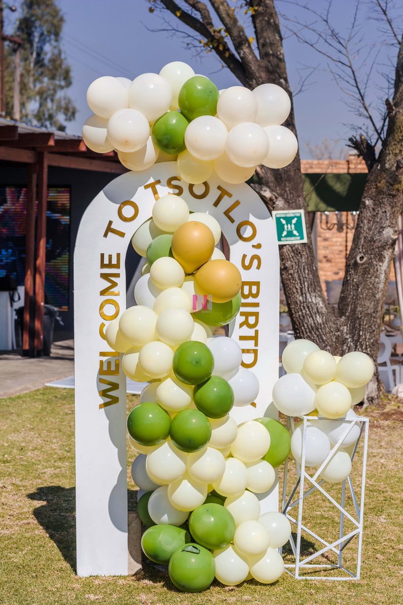 nonoevents's tweet photo. 3rd Birthday Celebration
#KiddiesBirthdayCelebration
Thank you @LekauSehoana 🙏
#IntimateCelebration 
#FormalSeating
#BalloonDeco  #Photobooth 
#Gazebo #Cabanas 
#NonoEvents https://t.co/7d8N1yOipl