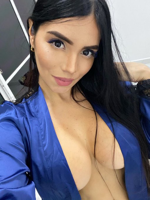Chat privado en https://t.co/WWsiSvjd7E?? https://t.co/1YPjQn7hD5