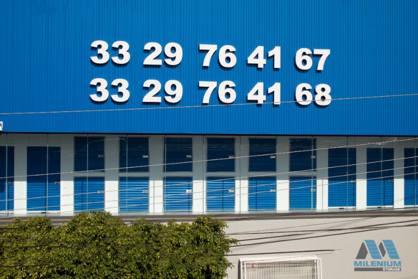MileniumStorage's tweet image. En Milenium Storage contamos con todas las medidas de seguridad para que estés 100% seguro de trabajar con nosotros.

Te sentirás como en tu hogar u oficina.

Llámanos 📞 33-2976-4167 / 68
mileniumstorage.com

Renta con nosotros. ¡Tenemos todas las medidas adecuadas para ti!