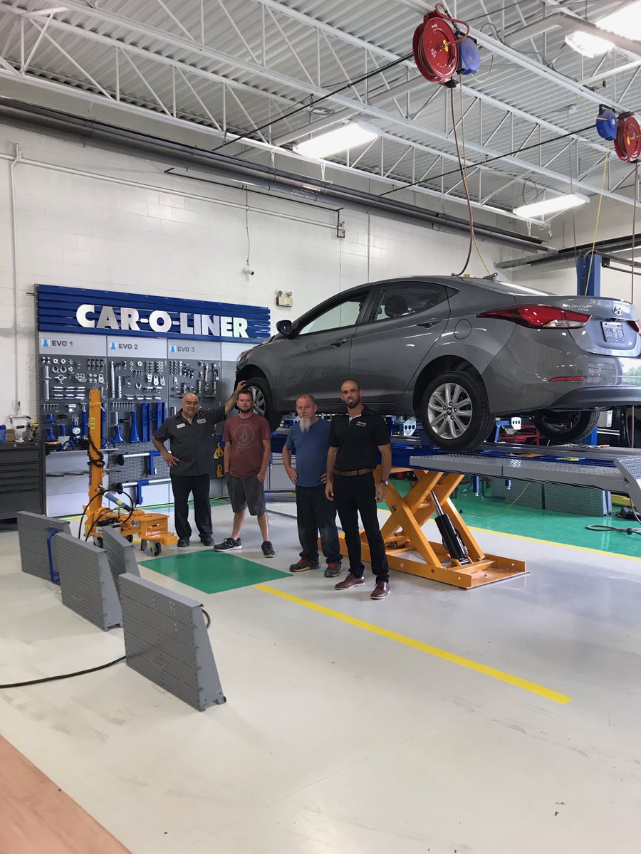 flatlinespray's tweet image. Congrats to Dundas Valley on the new arrival of their Car-O-Liner bench, EVO 1, 2 and 3 along with a measuring system.  Great companions to compliment a new Blowtherm Booth and Prep Station!!  #CSN