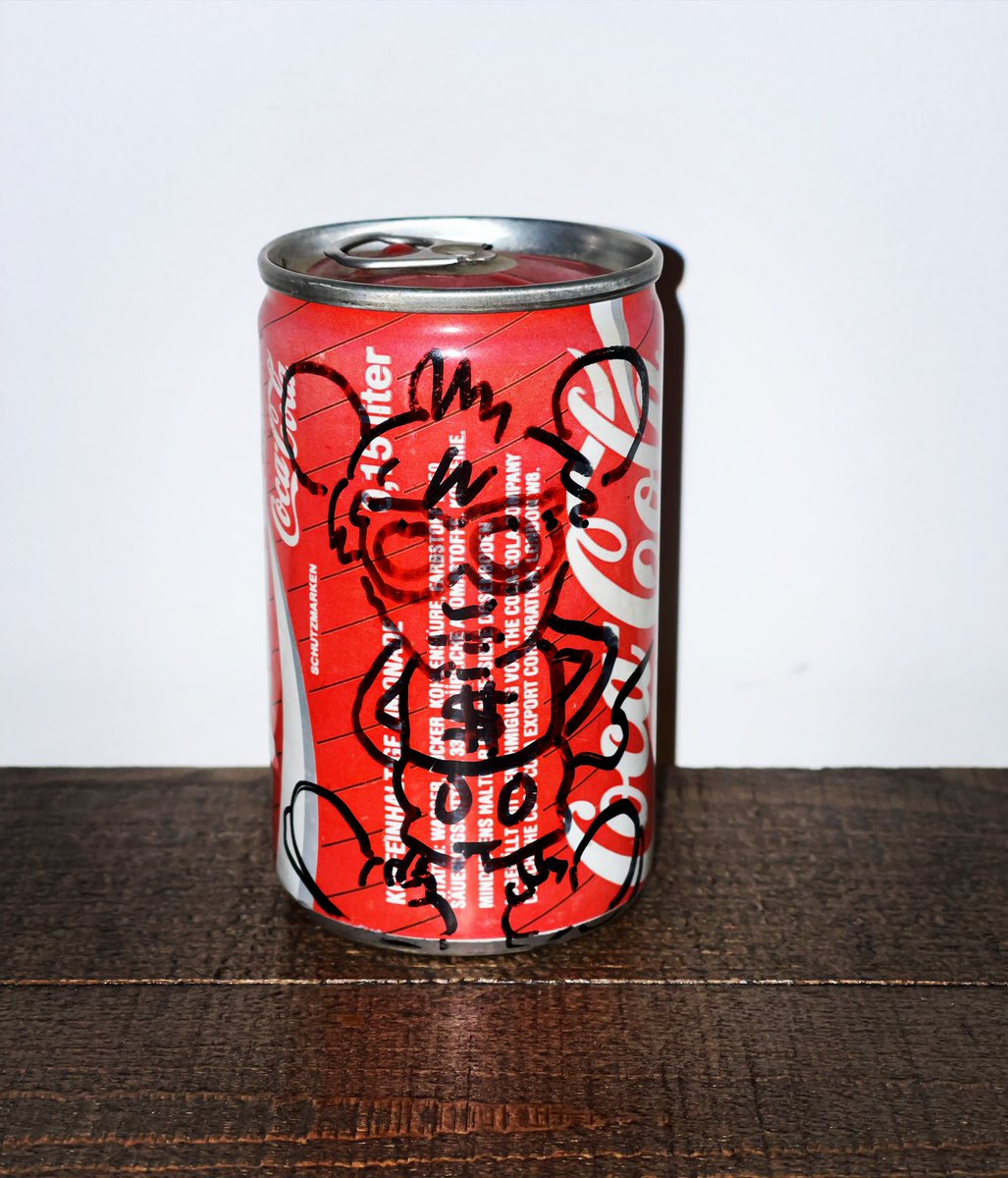 KeithHaringFdn's tweet photo. Andy Mouse - 1988
.
#haring keithharing #warhol #andywarhol #andymouse #coke #cocacola #art #80sart https://t.co/jliyOIArPx