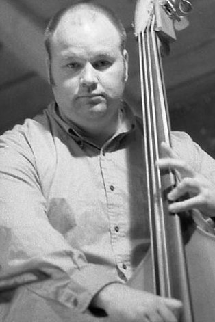 newjazzword's tweet photo. On #RoomofthePresent #GuillermoGregorio #clarinet celebrates #polymath @nagy_moholy + showcases musical architecture w. @Damonatbpa (pic:#SOConnor) #bassstring slashes + @JBryerton #percussion expansions Review: https://t.co/1pcHMxxhYD
@artinstitutechi #freemusic #improv #Chicago https://t.co/DYrBh3vl6r